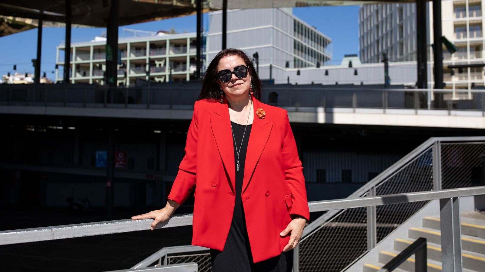 'El amor que pasa', una novela de Care Santos - Página Dos - Página Dos | Ver