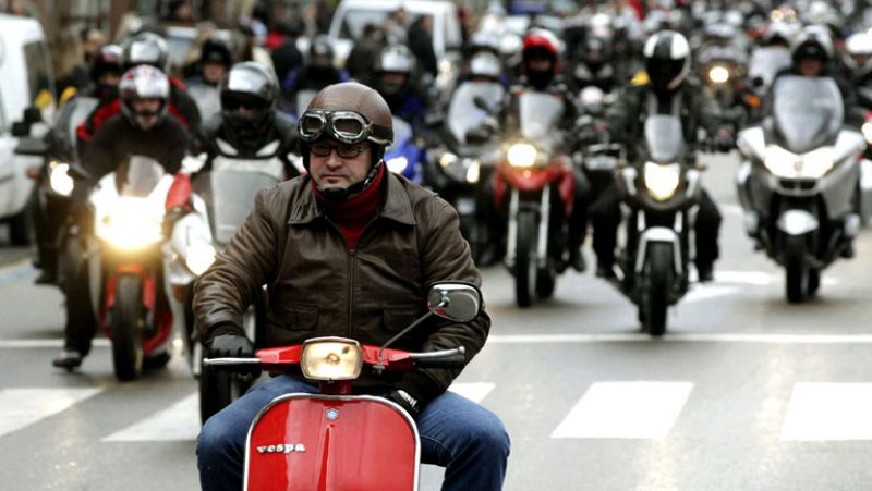 Tercer día de concentración motera en Puente Duero, Valladolid