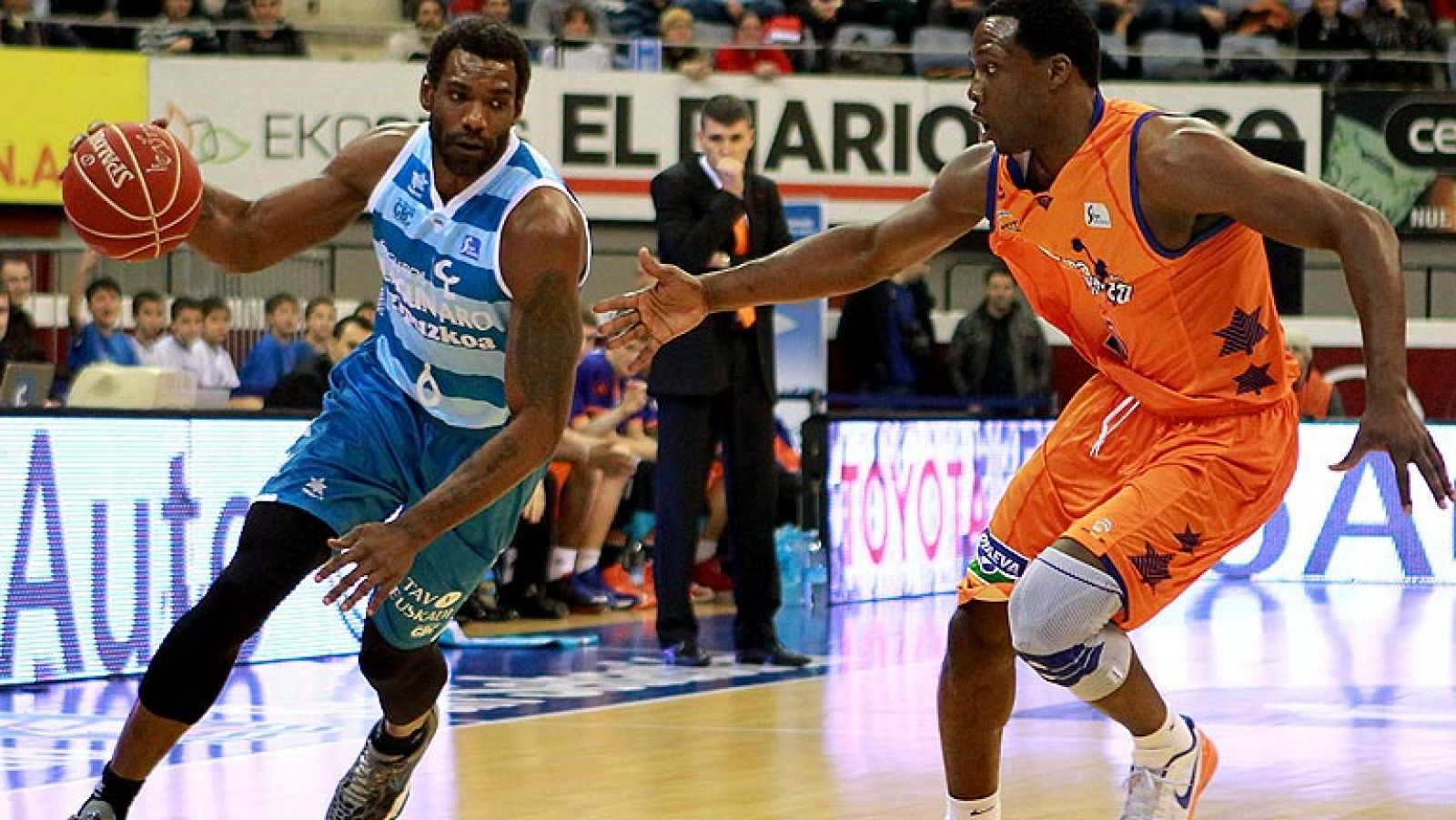 Lagun Aro sorprende al Valencia