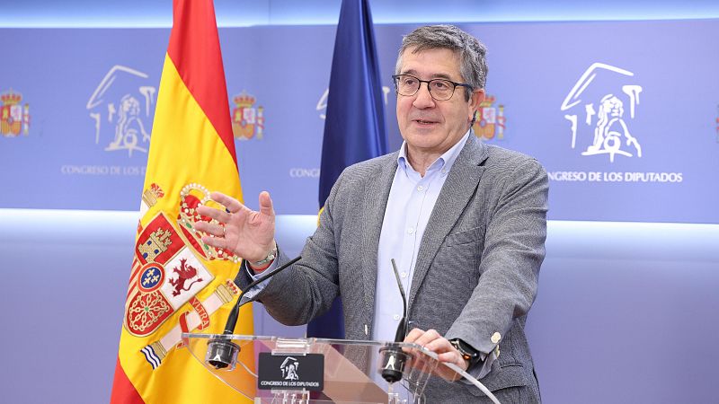 Patxi López: "Los socialistas estamos hartos de cacerías" - La hora de La 1 | Ver