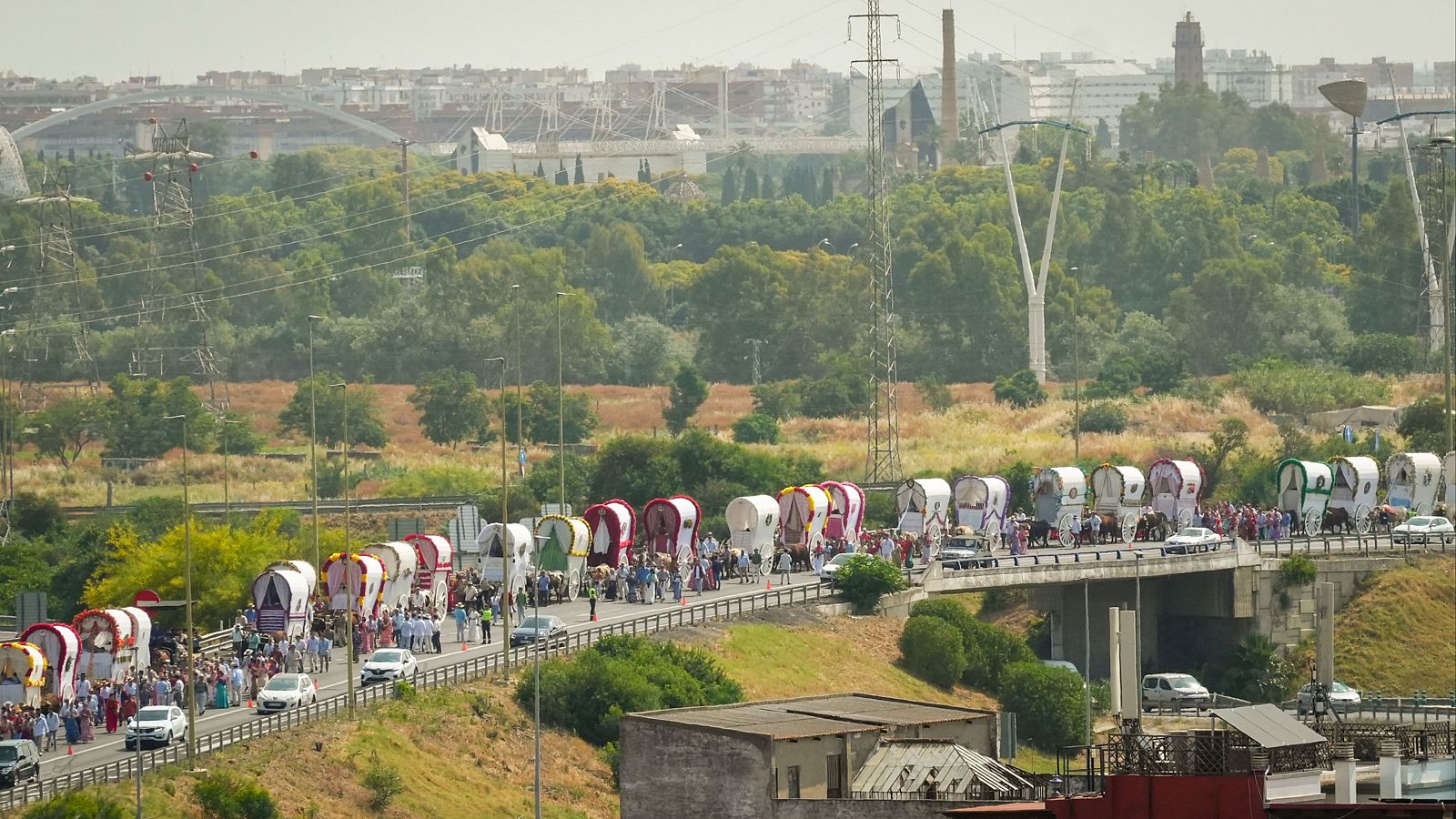 Comienza la fiesta de El Rocío en Andalucía | Ver