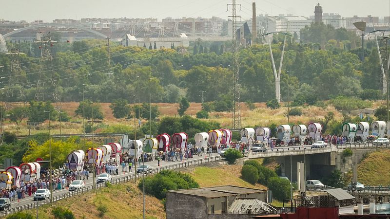 Comienza la fiesta de El Roco en Andaluca | Ver
