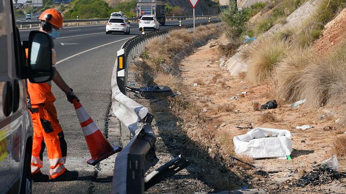Telediario 1 - Cuatro muertos, uno de ellos policía fuera de servicio, en una persecución por un robo en Málaga