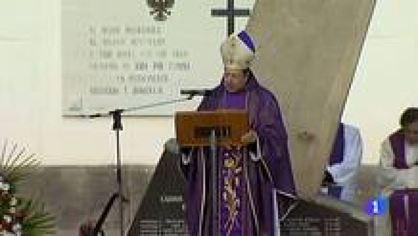 El príncipe preside el funeral por el militar español muerto en Afganistán | Ver