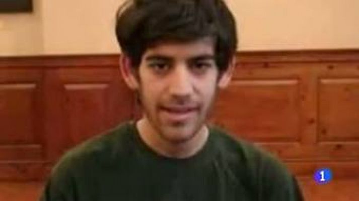 Muere Aaron Swartz a los 26 años, programador y activista que desarrolló la tecnología web RSS