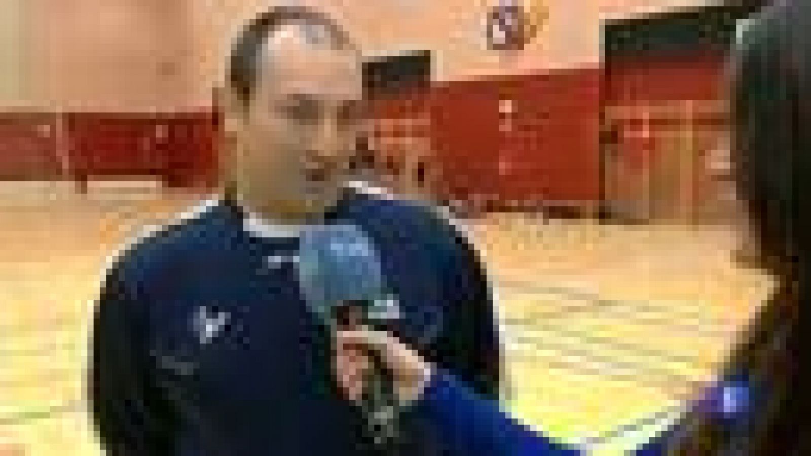 Ricard Franch pone a punto el físico de los 'Hispanos' | Ver