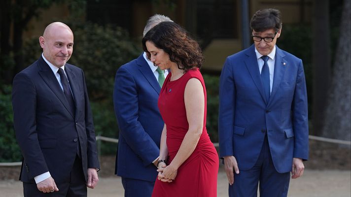 Ayuso rechaza "una España plurinacional que no existe" y Pradales e Illa reivindican el euskera y catalán