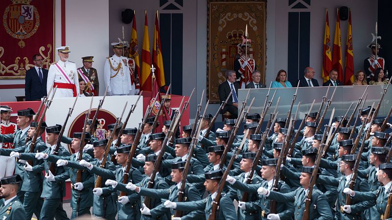 Más de 3.200 militares participan en Tenerife en el Día de las Fuerzas Armadas | Ver
