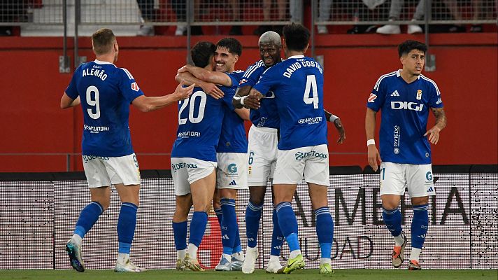 Resúmenes de LaLiga - Almería - Oviedo: resumen de la ida de la semifinal de promoción a Primera