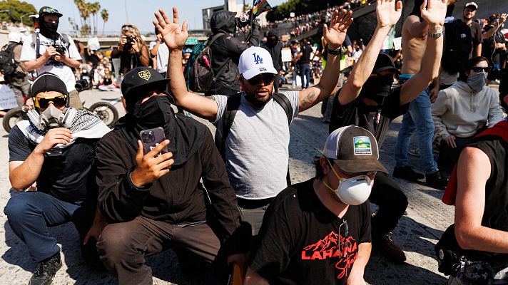 Crece la tensión ante otra posible noche de violencia en Los Ángeles