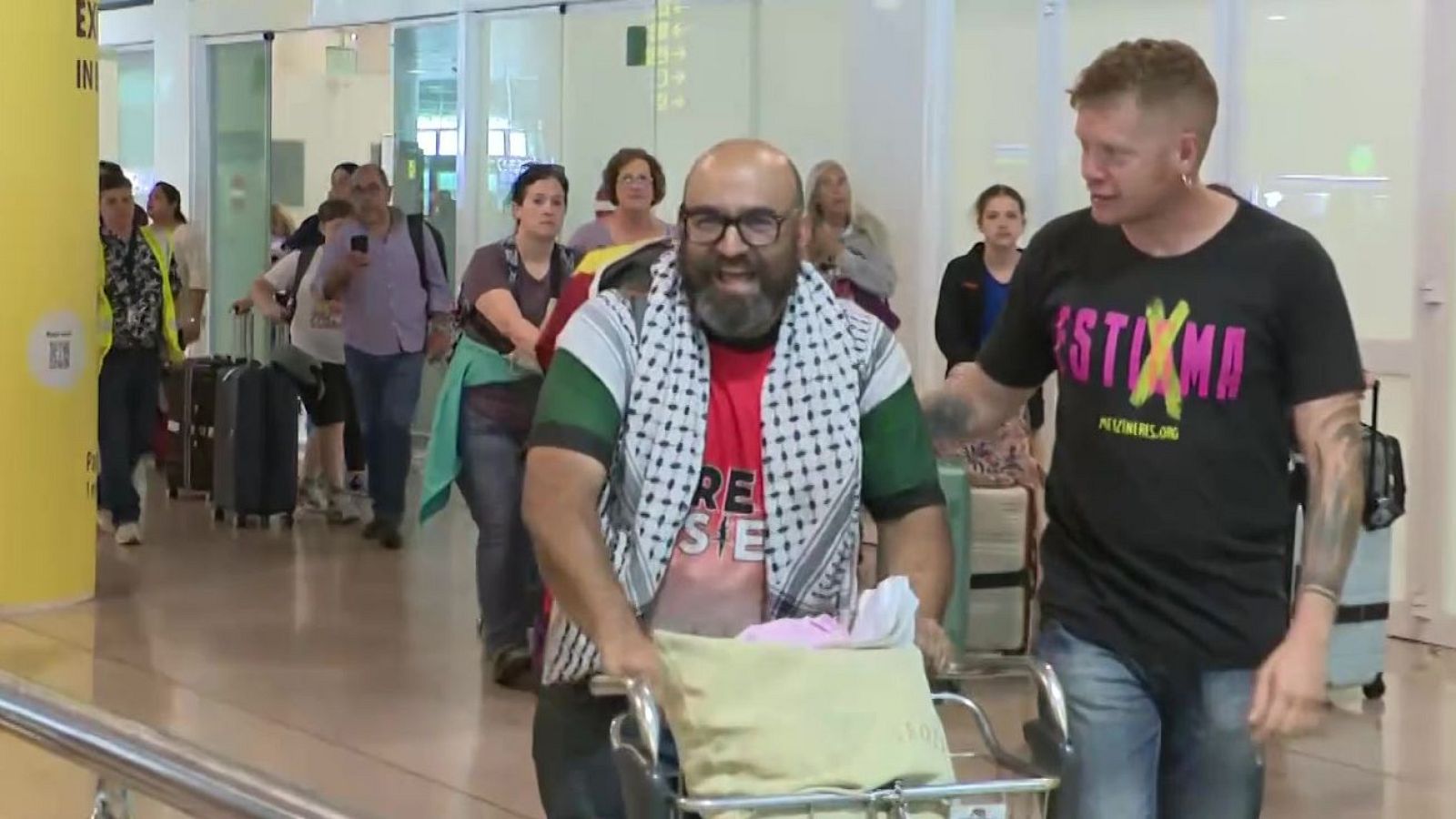 El activista español a bordo de la Flotilla: "Ha sido un ataque pirata" - La hora de La 1 | Ver