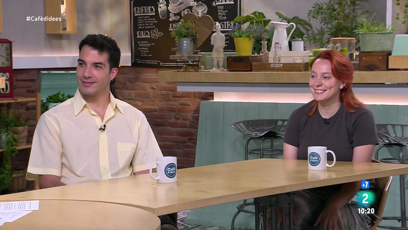 Alba Riera ens presenta el duet Svetlana - Cafè d'idees | Veure