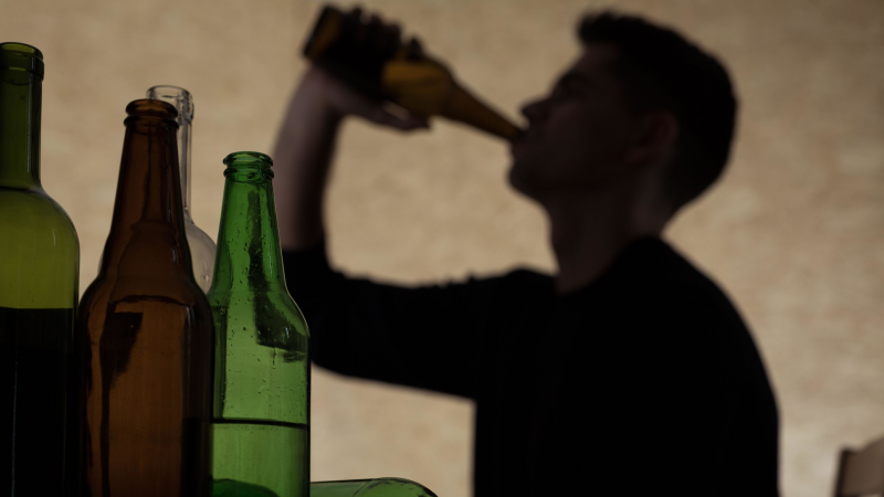 Alcohólicos Anónimos cumple 90 años | Ver