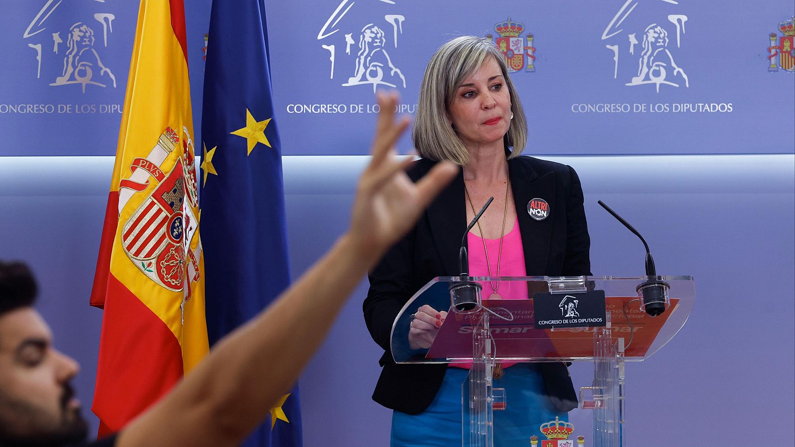 Un nuevo altercado obliga a interrumpir la rueda de prensa de Sumar - Informativo 24h | Ver