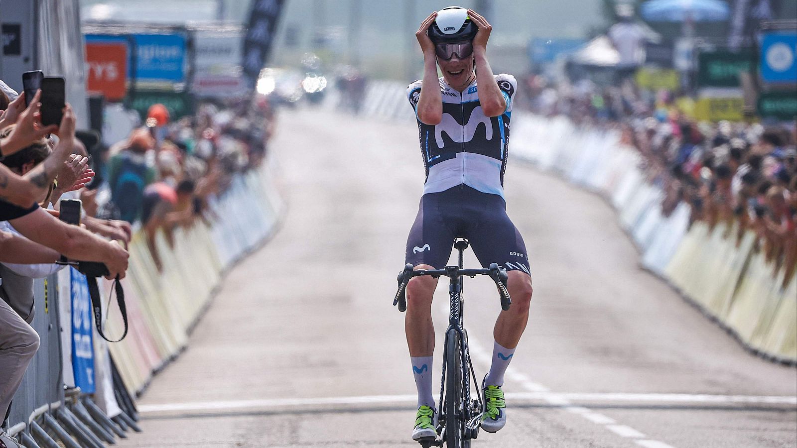 Iván Romeo gana en solitario la tercera etapa del Dauphiné 2025