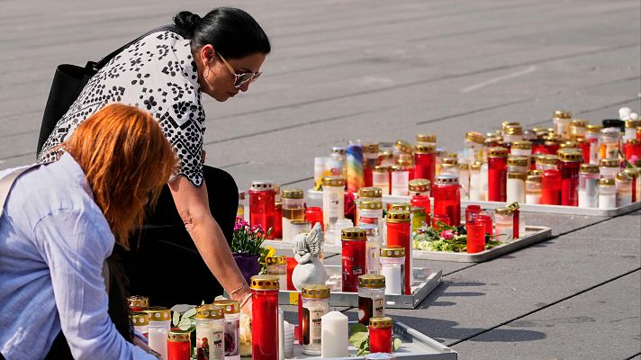 Telediario 1 - Tiroteo en Austria: la Policía encuentra una bomba casera en el domicilio del agresor