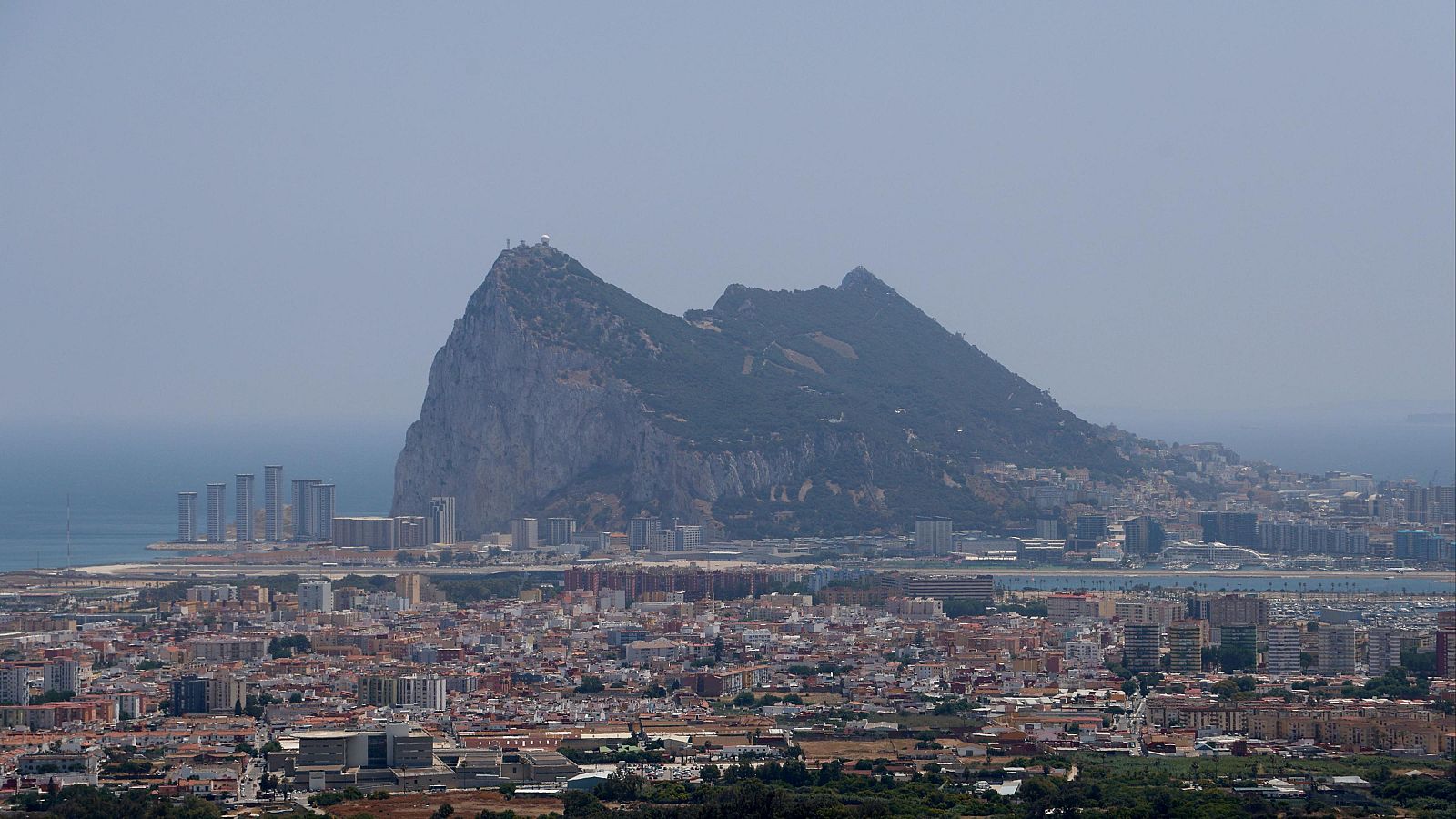 Reino Unido celebra que el acuerdo en Gibraltar protege su soberanía - La tarde en 24h | Ver
