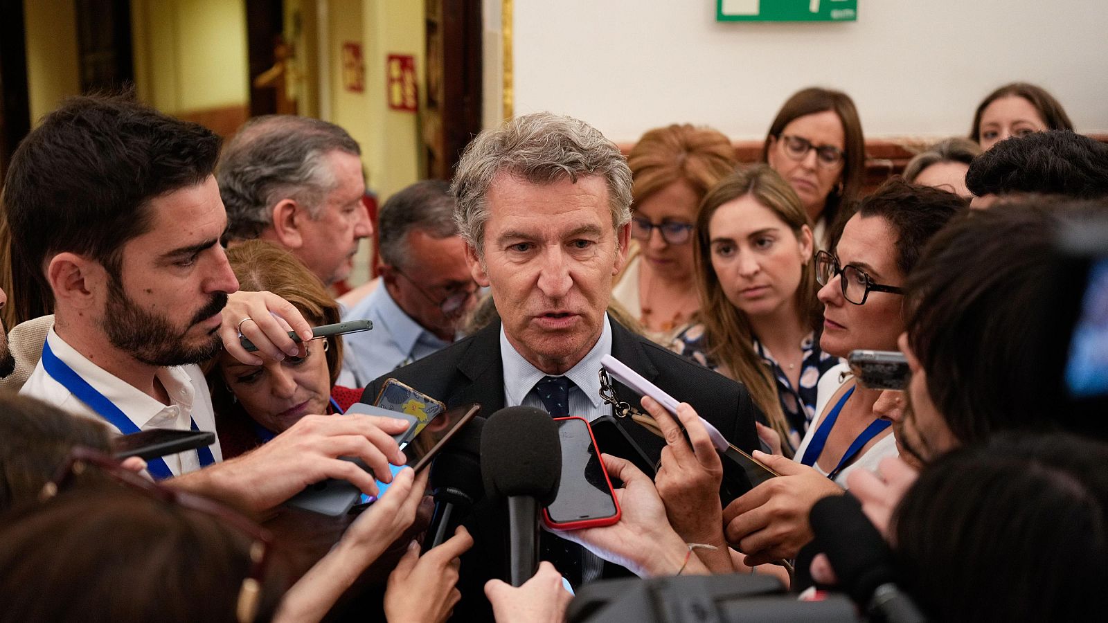 Feijóo cree "inadmisible" el caso Cerdán: "Empezaron robando en las primarias y no han parado de robar" - Informativo 24h | Ver