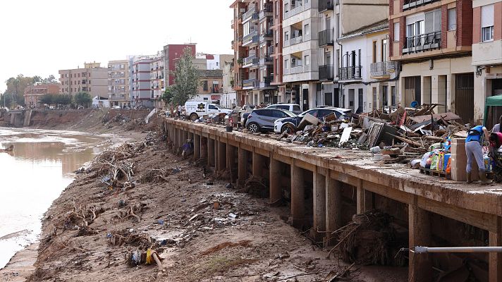 Informativo 24h - Un técnico del 112 asegura que el volumen de llamadas el día de la dana era "imposible de atender"