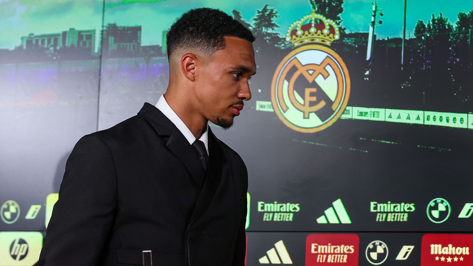 Arnold ya es nuevo jugador del Real Madrid: "Es un sueño" - Los Deportes de La1 | Ver