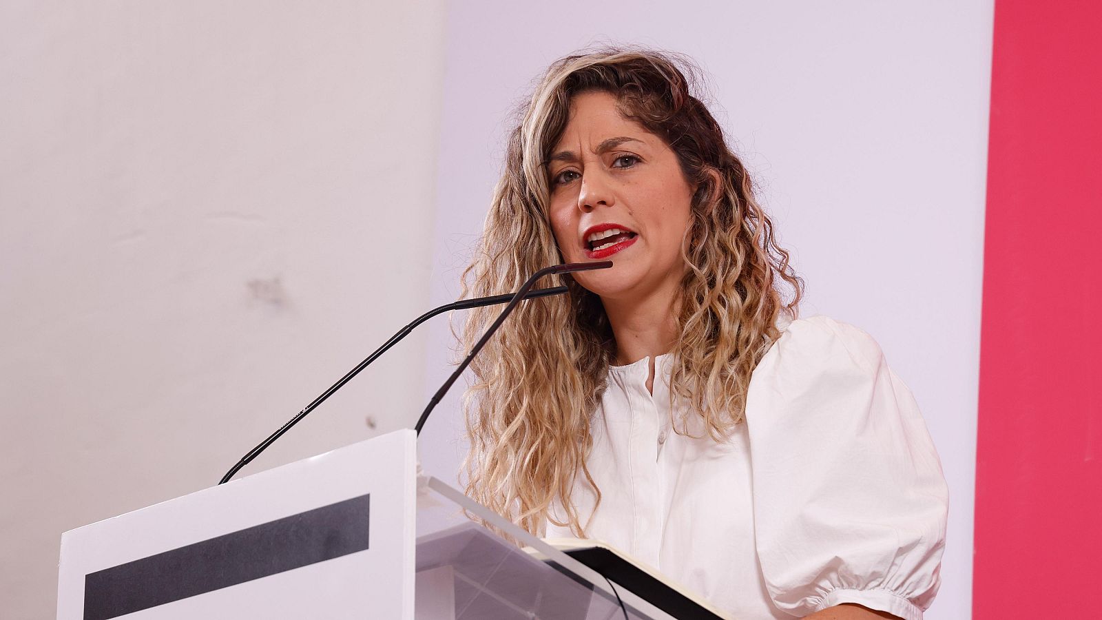 Lara Hernández no descarta una cuestión de confianza - La hora de La 1 | Ver