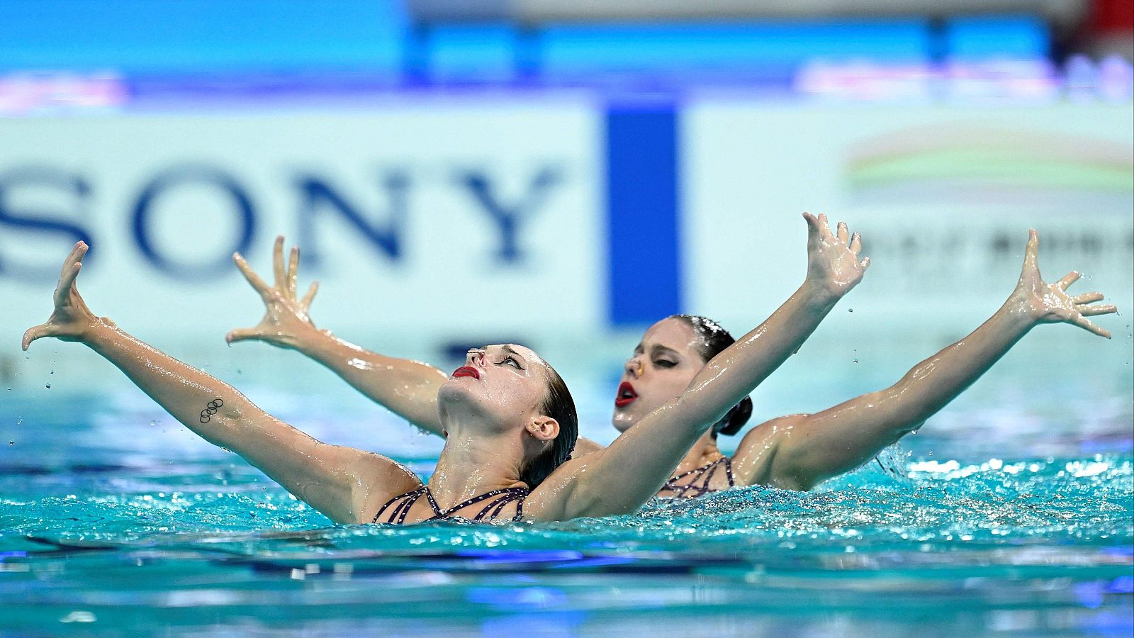 El dúo formado por Iris Tió y Lilou Lluis se cuelga la medalla de plata - Natación | Ver