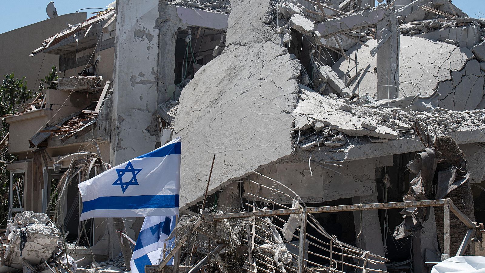 Telediario - 15 horas - 14/06/25 - Lengua de signos - Telediario en lengua de signos | Ver