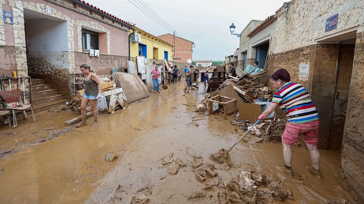 Telediario Fin de Semana - Las lluvias torrenciales desbordan ríos y barrancos en zonas de Aragón