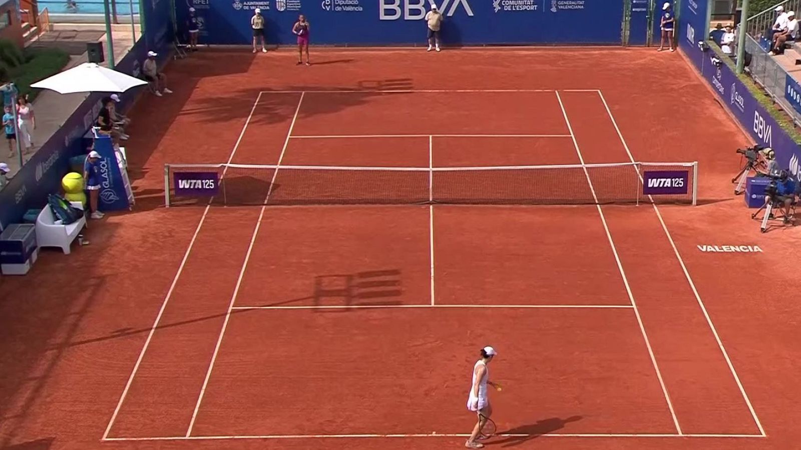 Tenis - WTA Internacional de Valencia. 1ª Semifinal: Hanne Vandewinkel - Louisa Chirico - Tenis | Ver