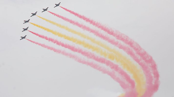 Telediario Fin de Semana - La Patrulla Águila se despide tras 40 años de servicio pintando el cielo con los colores de la bandera de España
