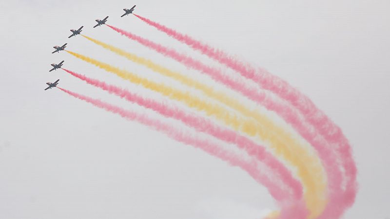 Patrulla Águila se despide con una exhibición en San Javier | Ver