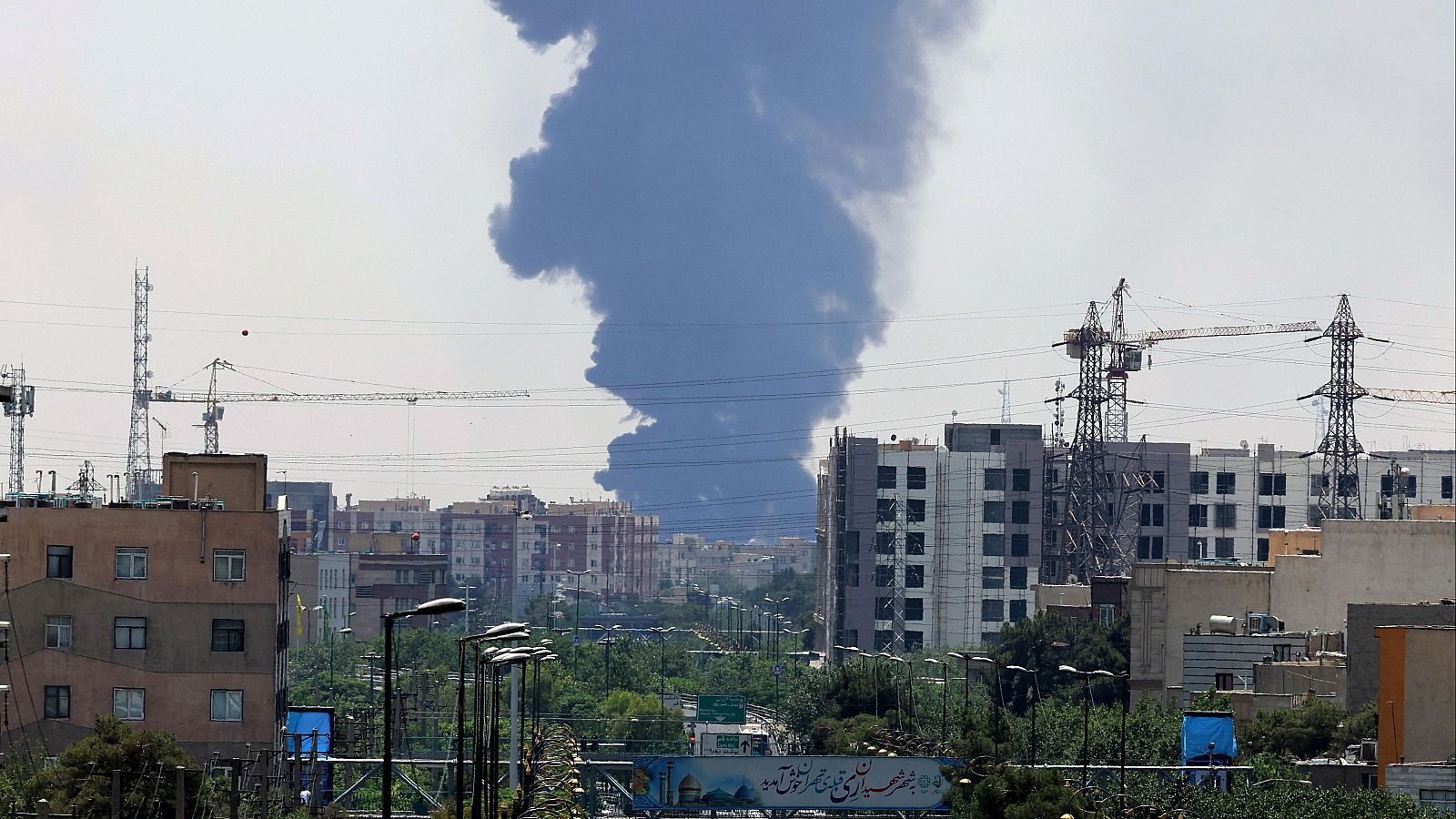 Telediario matinal en cuatro minutos - 15/06/2025 | Ver