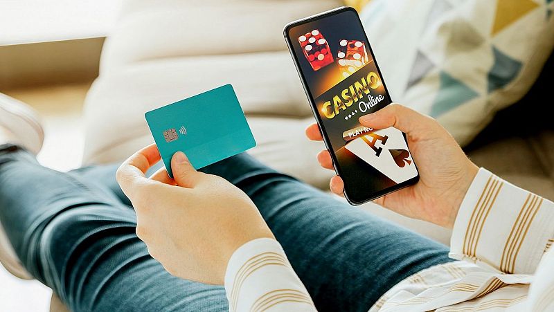 Laura Cuesta. Los juegos de azar en la adolescencia | Ver