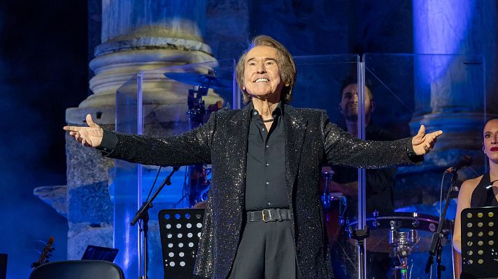 Telediario 1 - Raphael elige el teatro romano de Mérida para volver a los escenarios