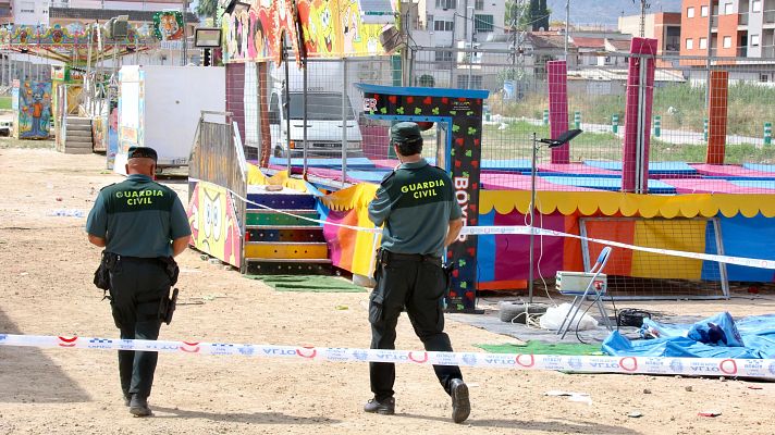 Telediario 1 - Investigan la muerte de una niña electrocutada en una atracción ferial