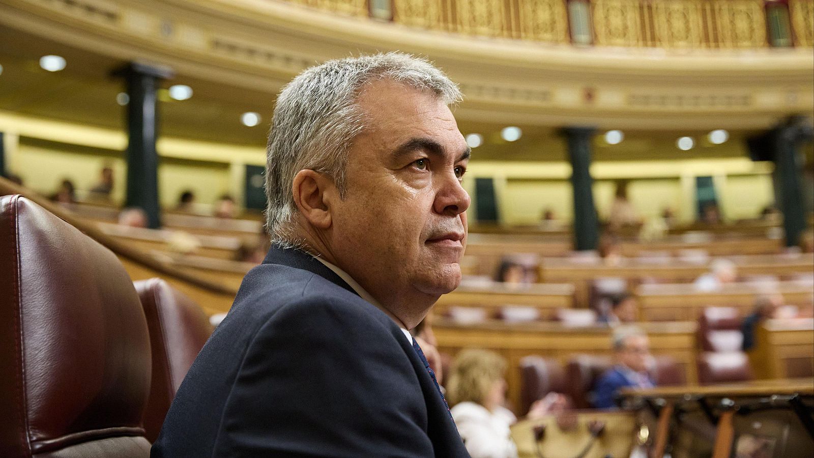 Cerdán se da de baja del PSOE, entrega su acta de diputado en el Congreso y  pierde su aforamiento