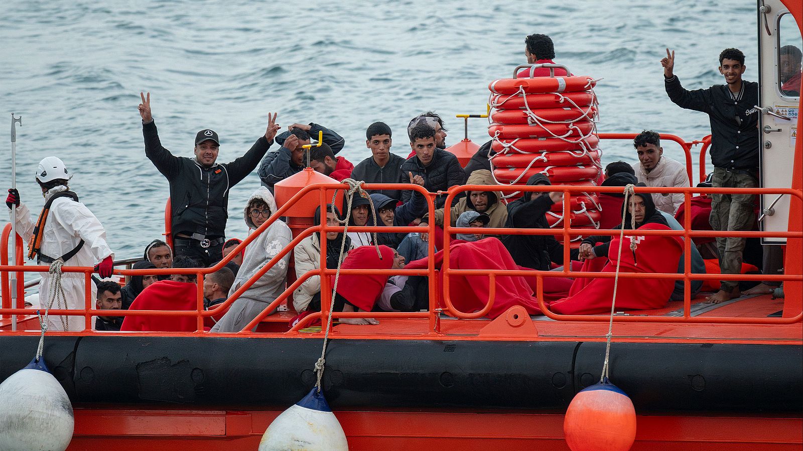 Fallos al determinar la edad de migrantes en Canarias | Ver