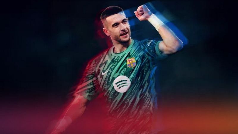 OFICIAL: Joan Garcia ficha por el FC Barcelona hasta 2031 - Los Deportes de La1 | Ver
