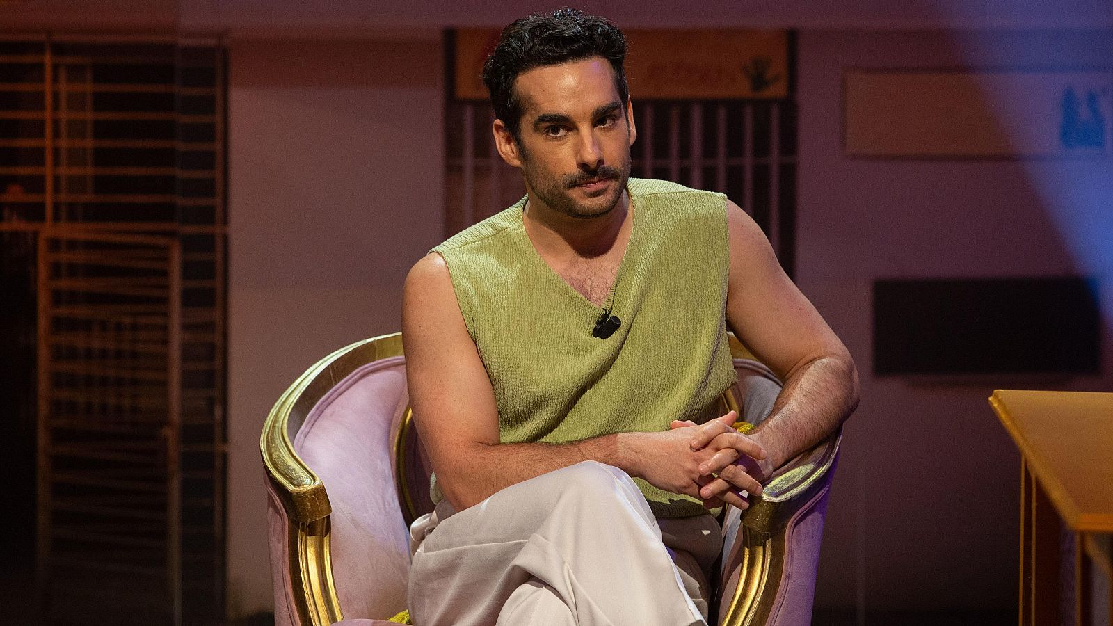 Juan Sanguino y el objeto robado a Harrison Ford - Al cielo con ella | Ver