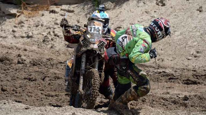 Telediario 1 - Paco Martínez, un anónimo ilustre del Dakar