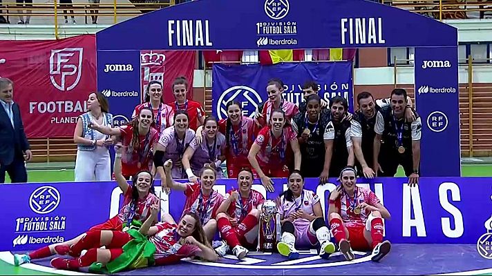 Fútbol Sala - El Futsi Atlético Navalcarnero consigue su séptima liga con una exhibición de Irene Córdoba