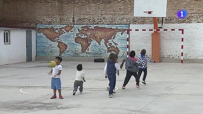 L'Informatiu - La Pere Tarrés atorga beques per a nens de famílies vulnerables