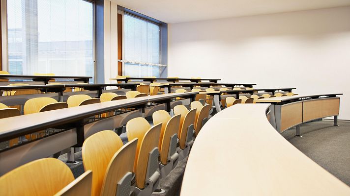 La tarde en 24h - Post-PAU: comprobar precios y nota de corte de la carrera para escoger la mejor universidad