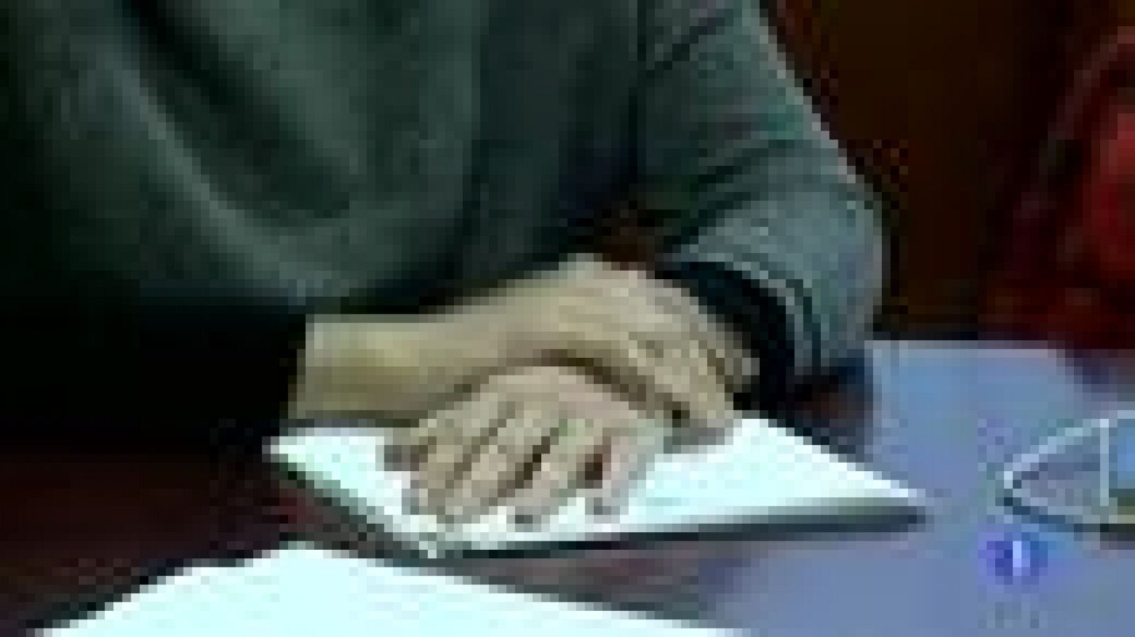 CiU y Esquerra intentan conseguir los apoyos del PSC e Iniciativa