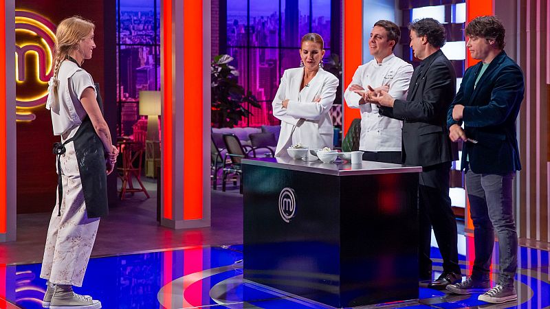 Bea sorprende con este platazo en plena semifinal - MasterChef | Ver