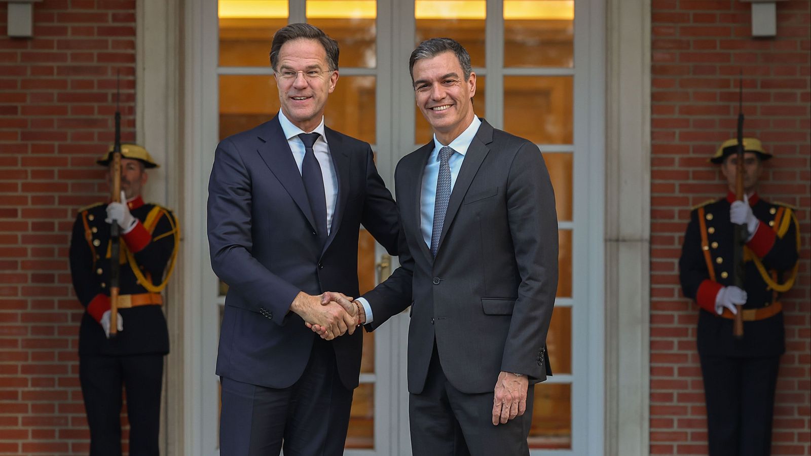 El Gobierno reitera su compromiso "total" con la OTAN y el PP le dice que "no tiene legitimidad" para pactar | Ver