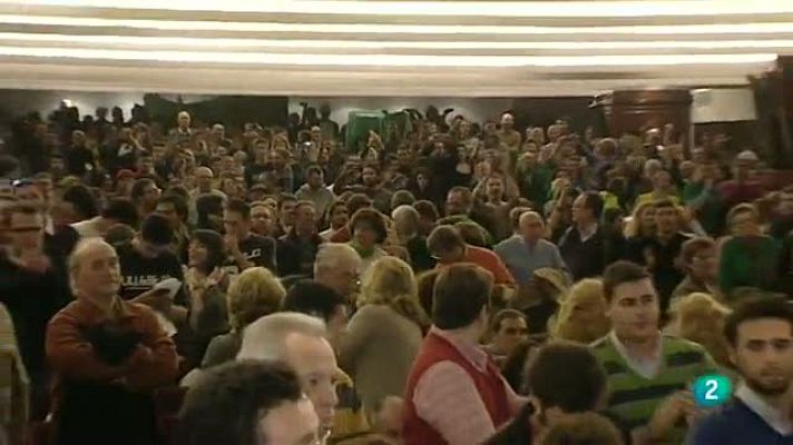 Wert suspende una conferencia en Sevilla ante la protesta 'in situ' de más de un centenar de jóvenes