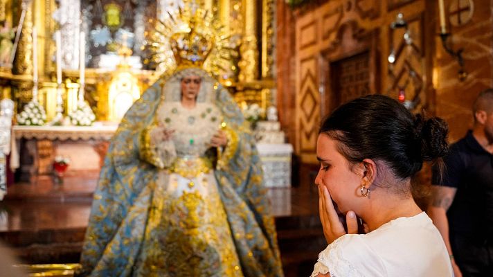 Telediario 2 - La restauración de la Macarena causa polémica entre los fieles