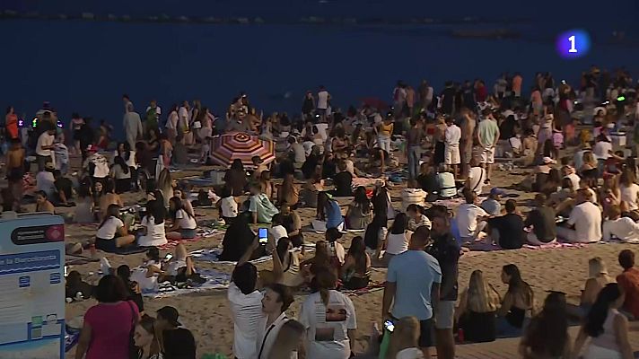 L'Informatiu - Sopars populars a la fresca, fogueres i petards, els protagonistes de la revetlla de Sant Joan