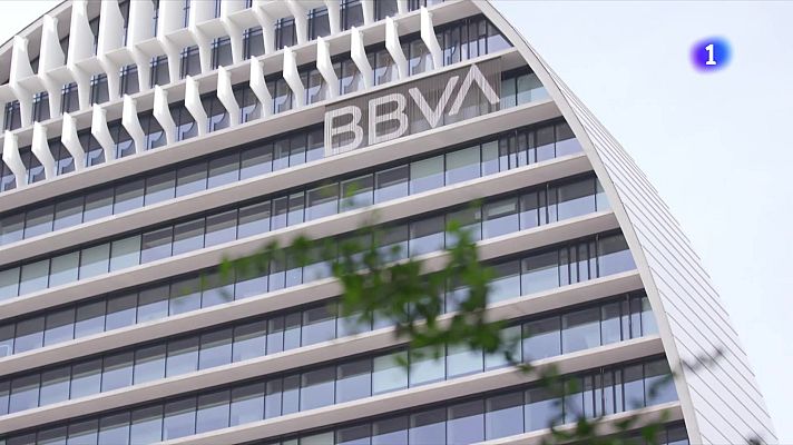 L'Informatiu - El BBVA estudia si retira l'OPA al Sabadell